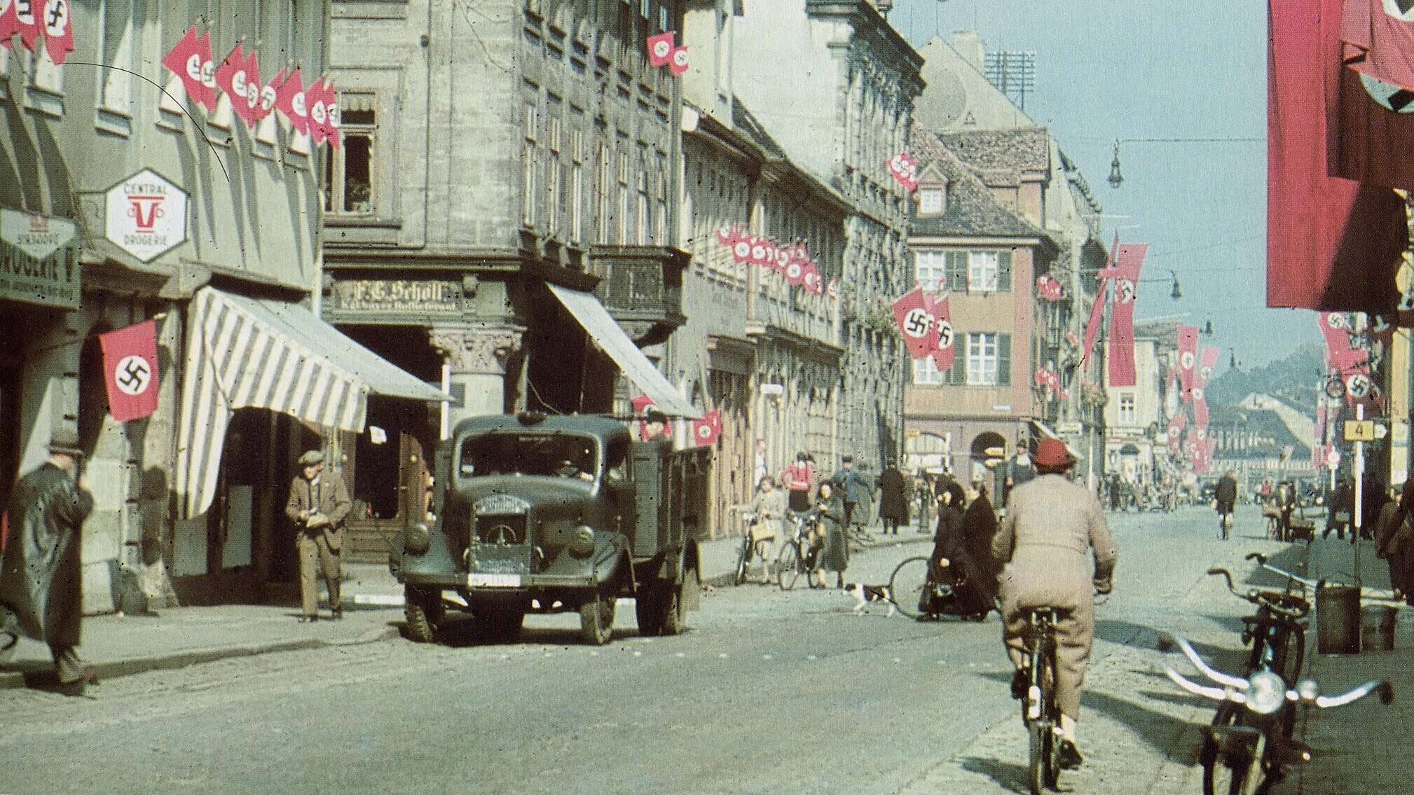 Erlangen im Nationalsozialismus, Geschichte, Geschichte Für Alle e. V. , Stadtrundgänge, Stadtführungen
